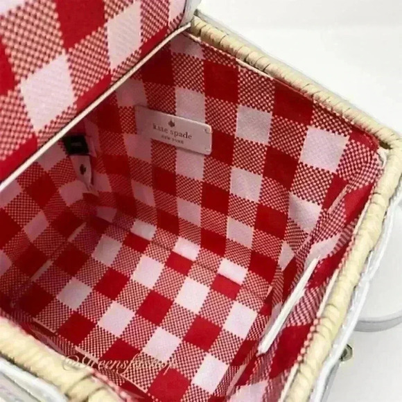 New Kate Spade Picnic Basket Strawberry - Picture 8 of 9